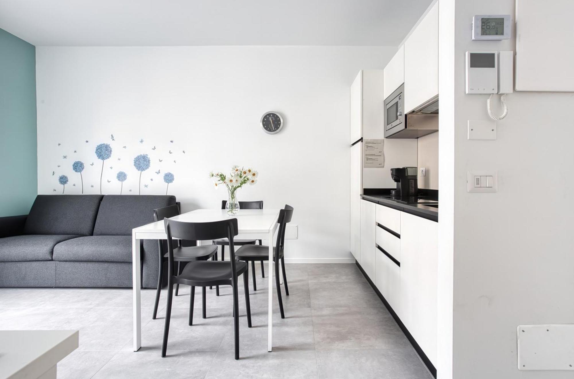 Sleek City Abode In Maciachini Milano Eksteriør bilde